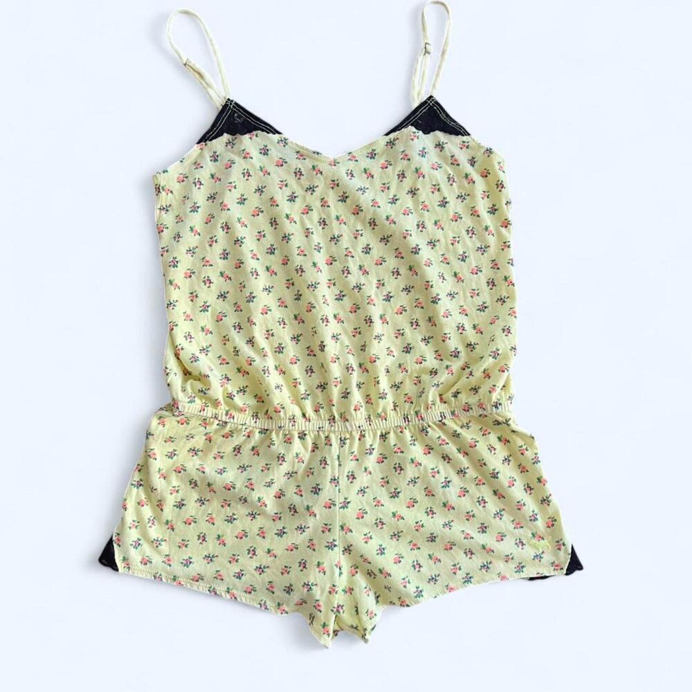 Victoria’s Secret Pink Floral Romper Fairycore Y2K Babydoll Size XS 💛